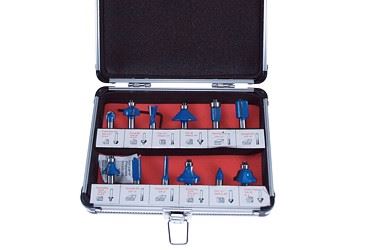 Zestaw frezów do drewna, fazowanie płyt G-K dłutowanie fi 8 mm 12szt PRO Zestaw frezów do drewna, fazowanie płyt G-K dłutowanie fi 8 mm 12szt PRO